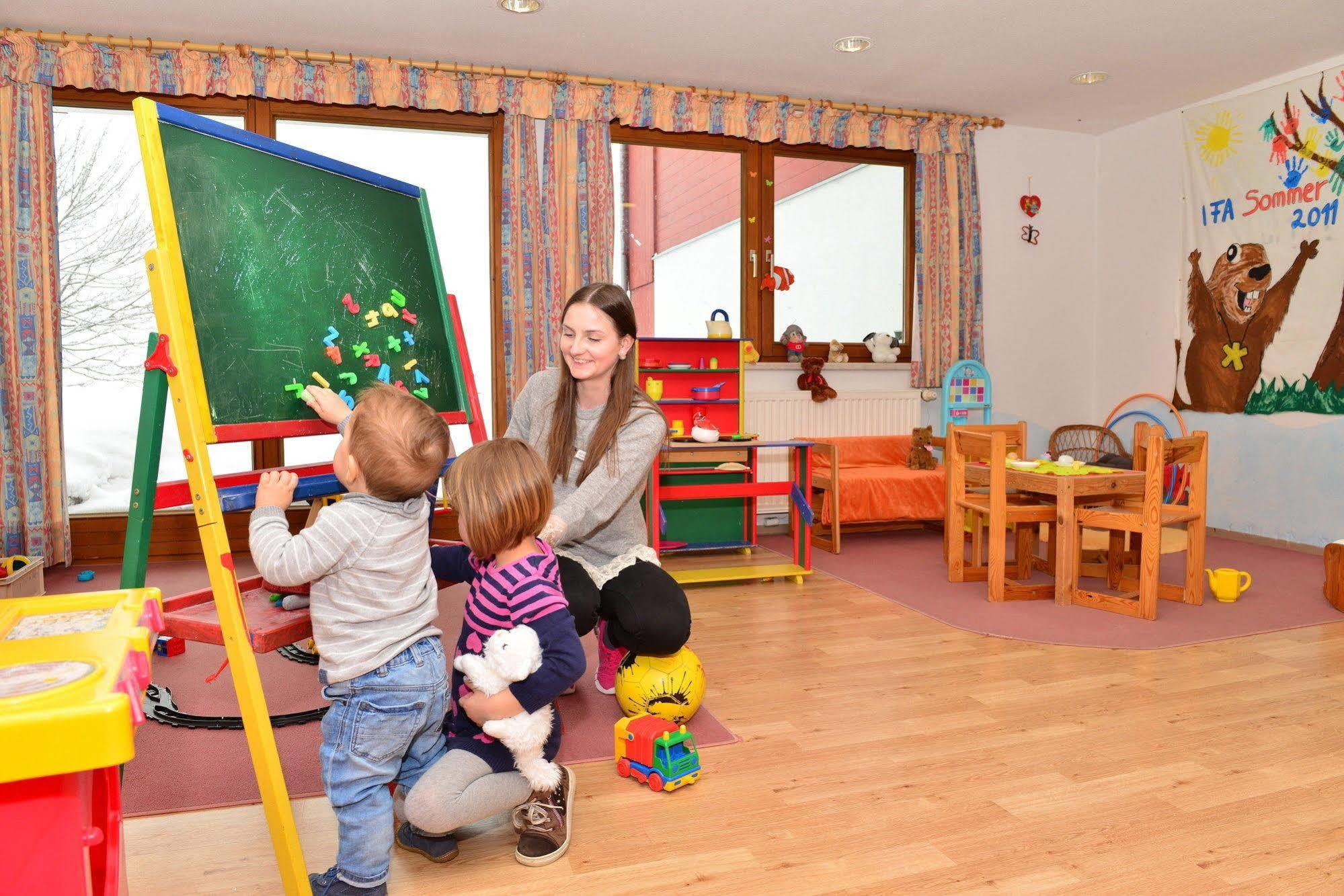 מיטלברג Ifa Alpenrose Hotel Kleinwalsertal מראה חיצוני תמונה